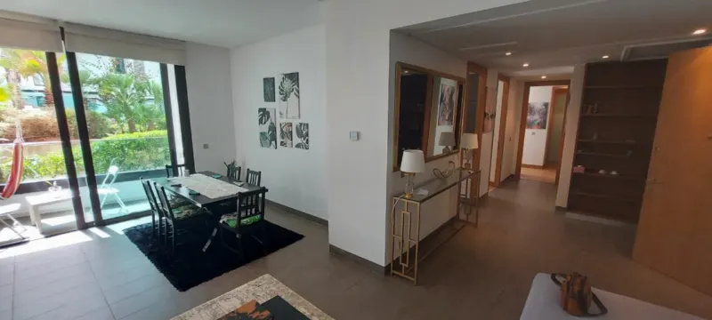 Appartement lumineux deux chambres